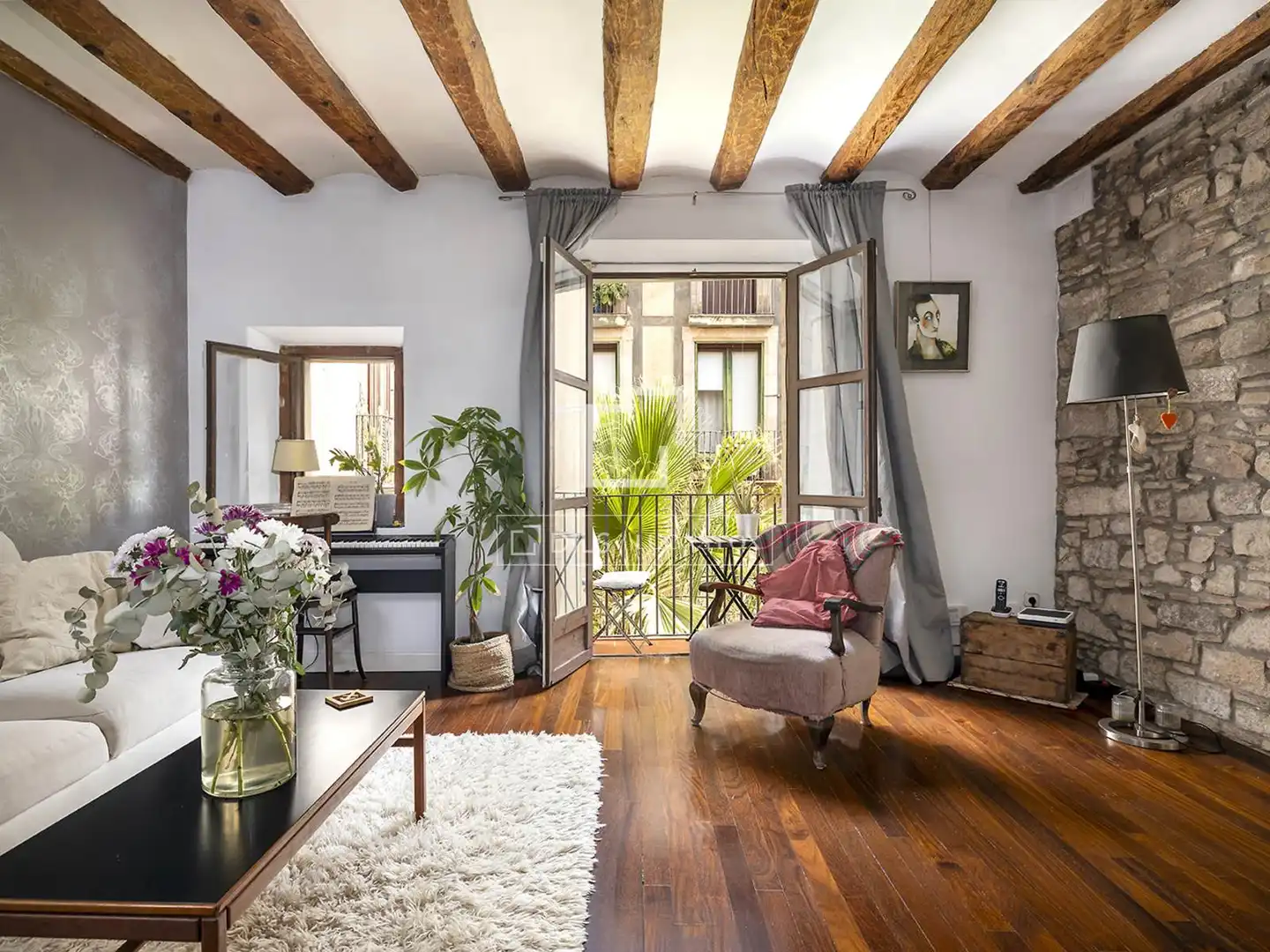 Sala de estar de Piso en venta en Barcelona con Parquet, Terraza y Balcón
