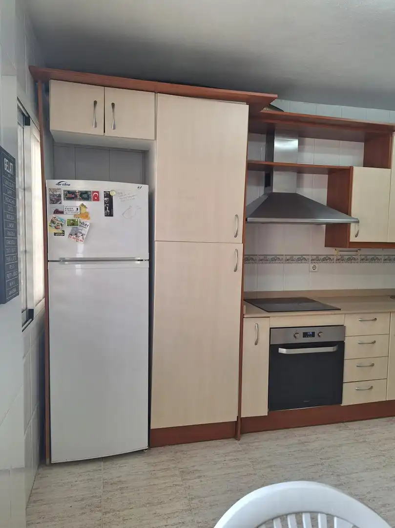 Cuina de Casa adosada de lloguer en Murcia amb Aire condicionat, Terrassa i Moblat