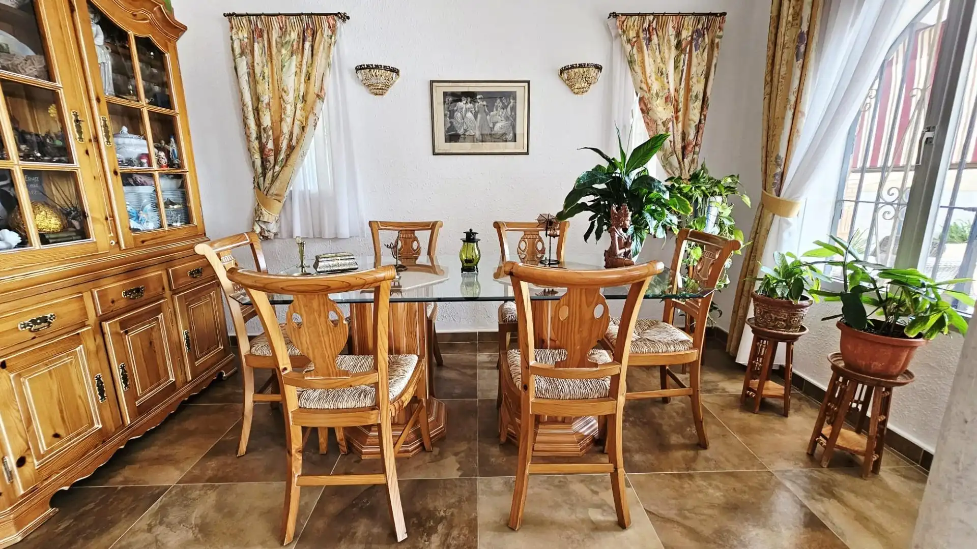 Comedor de Casa o chalet en venta en Marbella con Jardín privado, Terraza y Piscina comunitaria