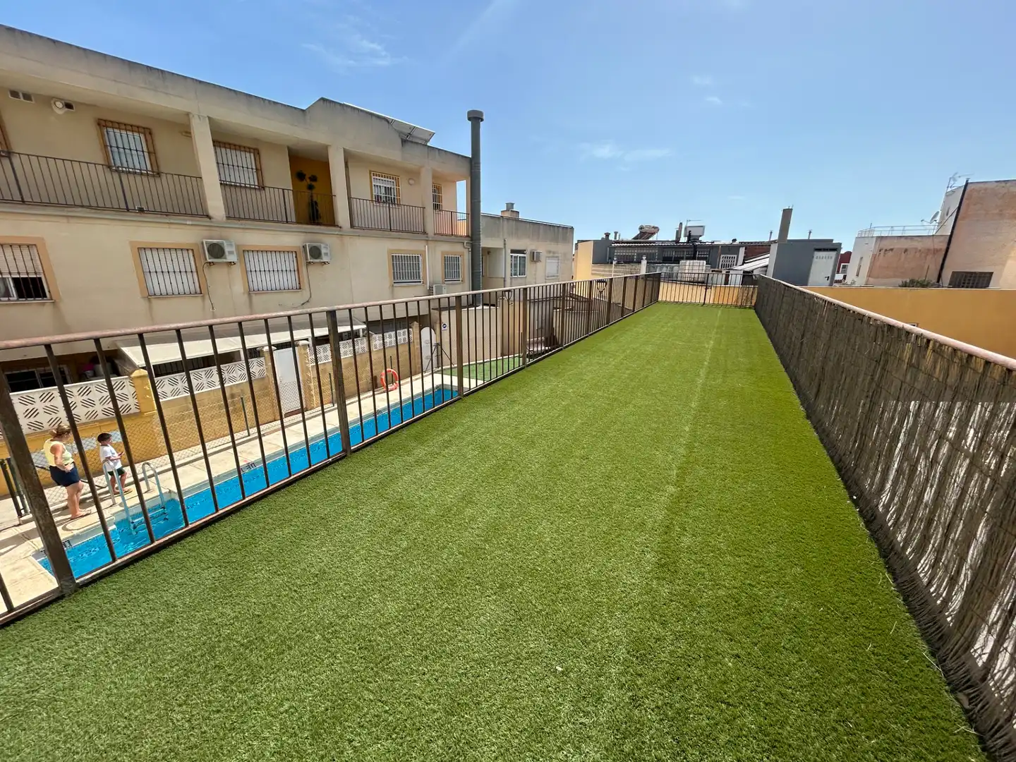 Terraza de Dúplex en venta en Almería con Aire acondicionado, Terraza y Piscina comunitaria