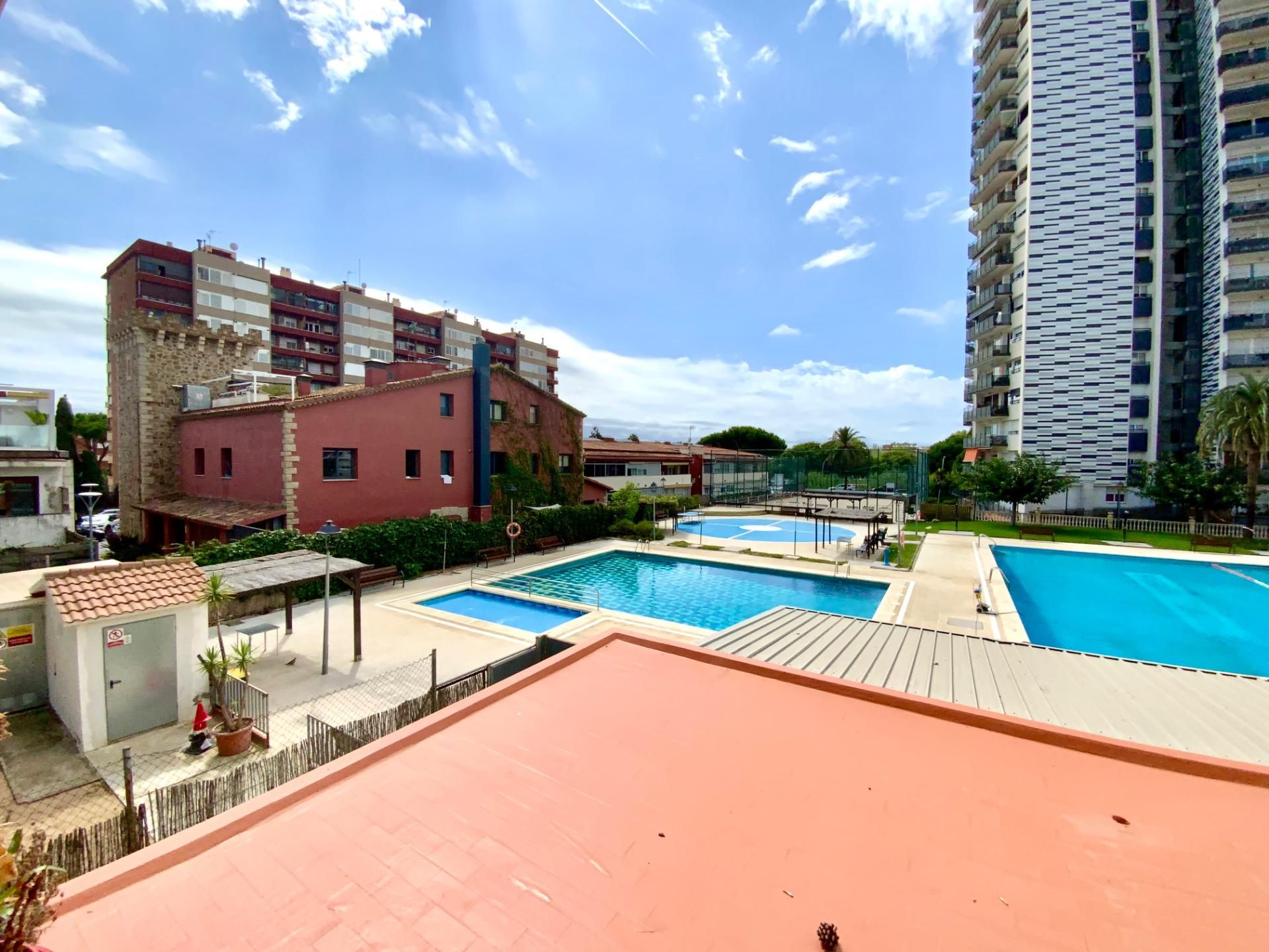 Piscina de Piso en venta en Vilassar de Mar con Aire acondicionado, Calefacción y Terraza
