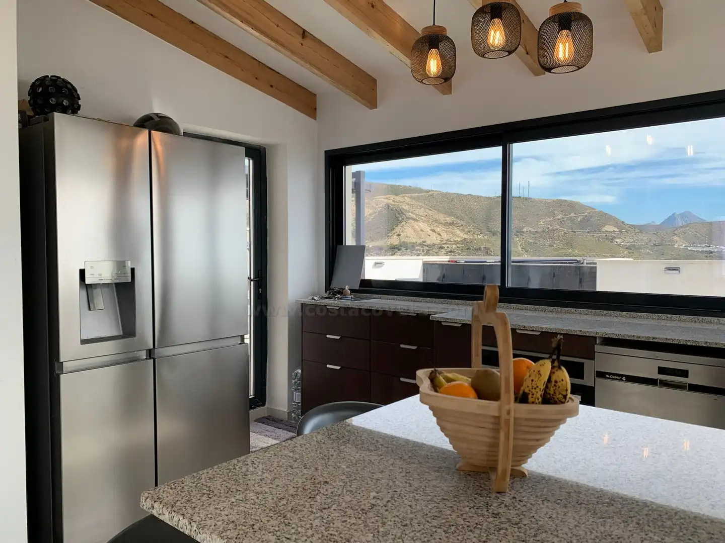 Cocina de Casa o chalet en venta en El Campello con Aire acondicionado, Jardín privado y Terraza