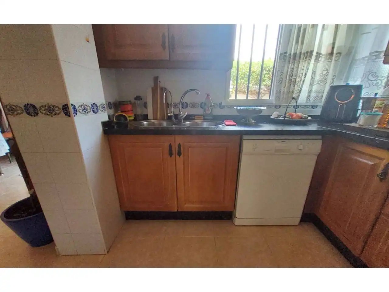Cocina de Casa o chalet en venta en Almuñécar con Aire acondicionado, Jardín privado y Piscina comunitaria