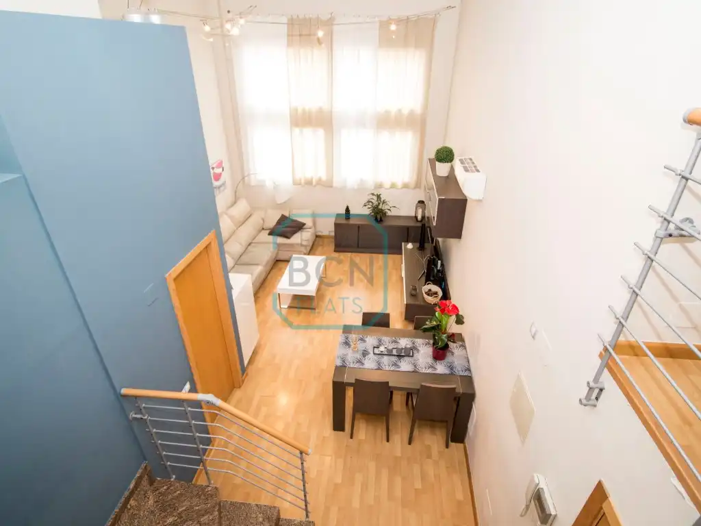 Wohnzimmer von Maisonette zum Verkauf in Barcelona