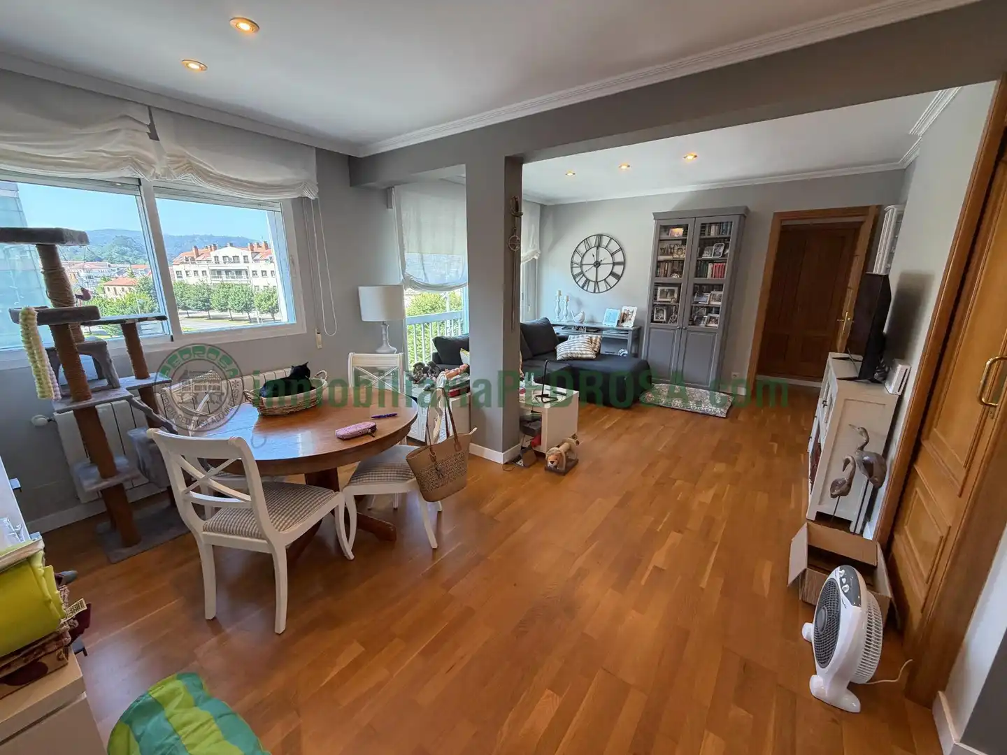 Flat for rent in Avenida MARIA VICTORIA MORENO, Zona Fernández Ladreda