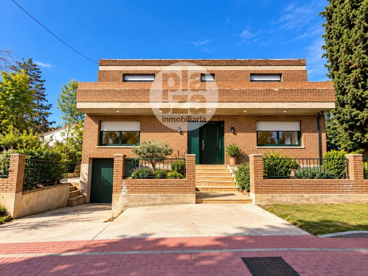Vista exterior de Casa o xalet en venda en Villafría - La Ventilla - Castañares