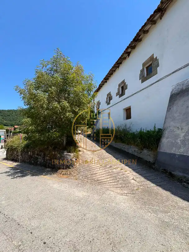 Vista exterior de Finca rústica en venda en Ergoiena amb Terrassa i Traster