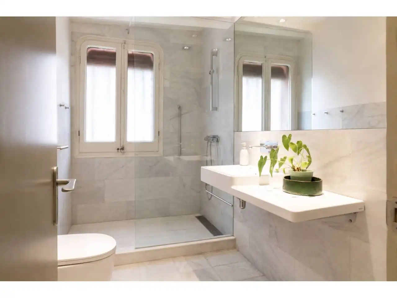 Baño de Piso en venta en Sant Feliu de Codines con Calefacción y Terraza