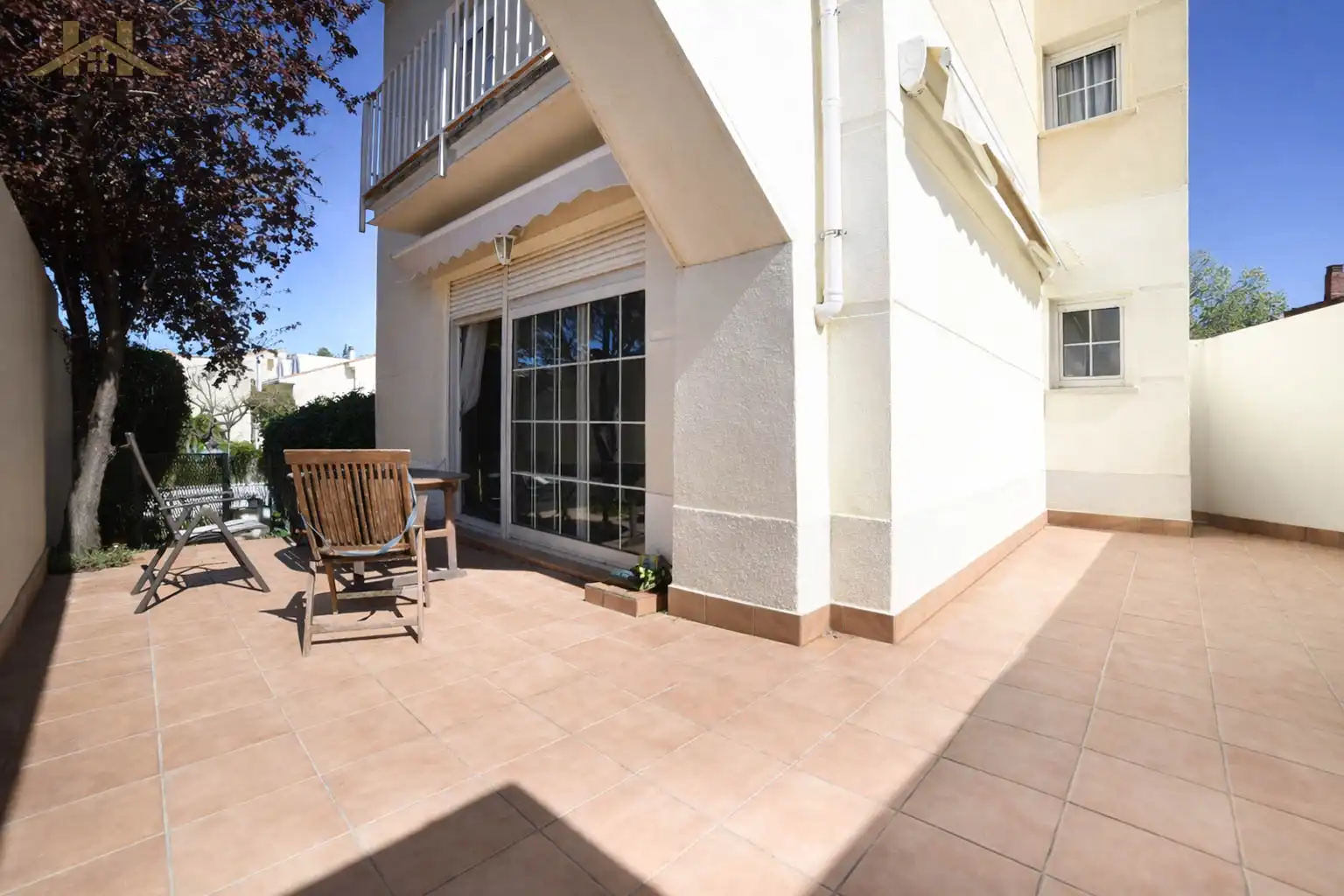 Terraza de Casa adosada en venta en Tres Cantos con Aire acondicionado, Calefacción y Jardín privado