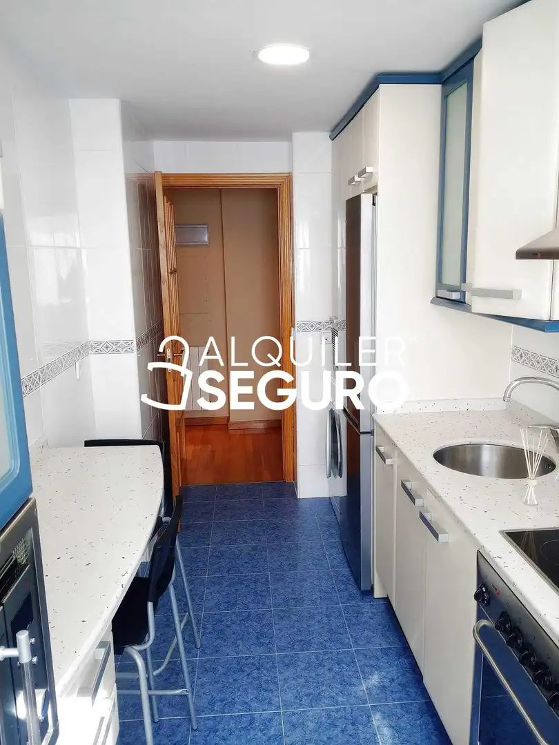 Kitchen of Flat for rent in Valladolid  with Heating, Swimming Pool and Furnished