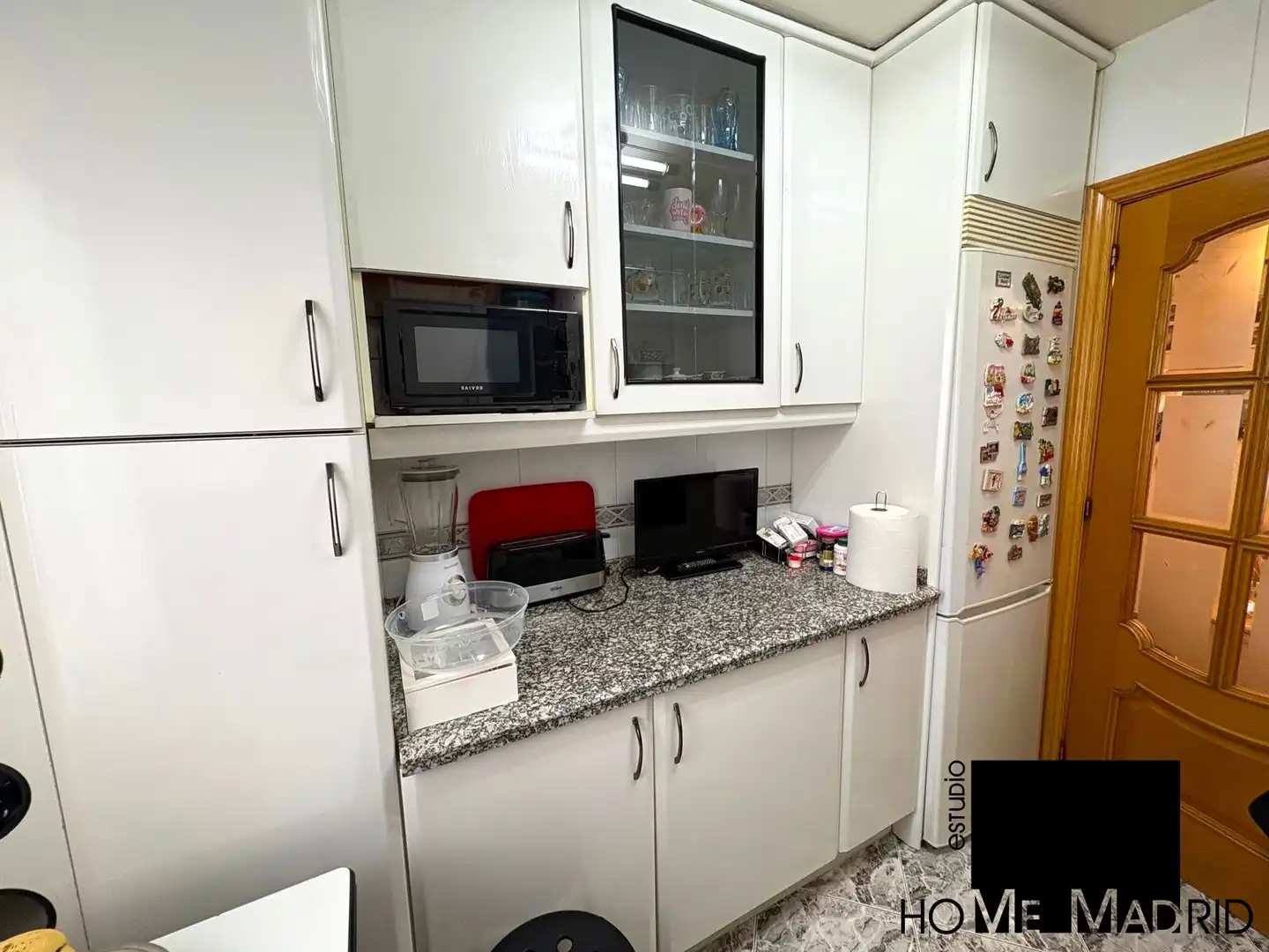 Kitchen of Flat for sale in Madrid  with Air Conditioner, Heating and Parquet flooring