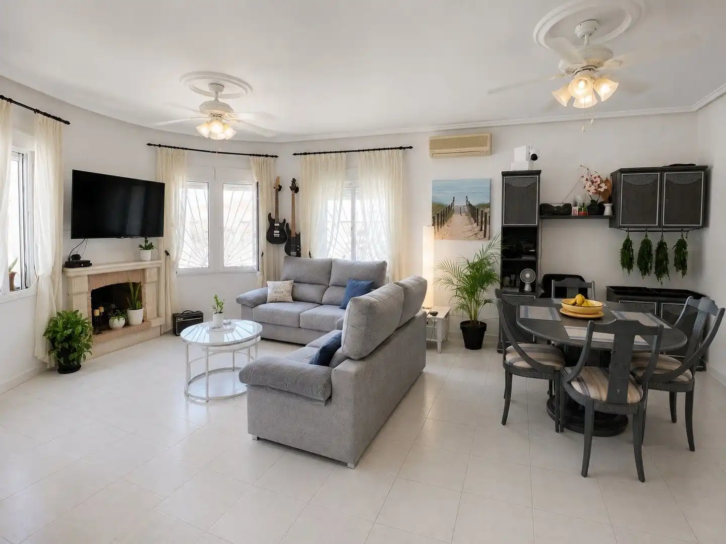 Living room of Houses for sale in Rojales