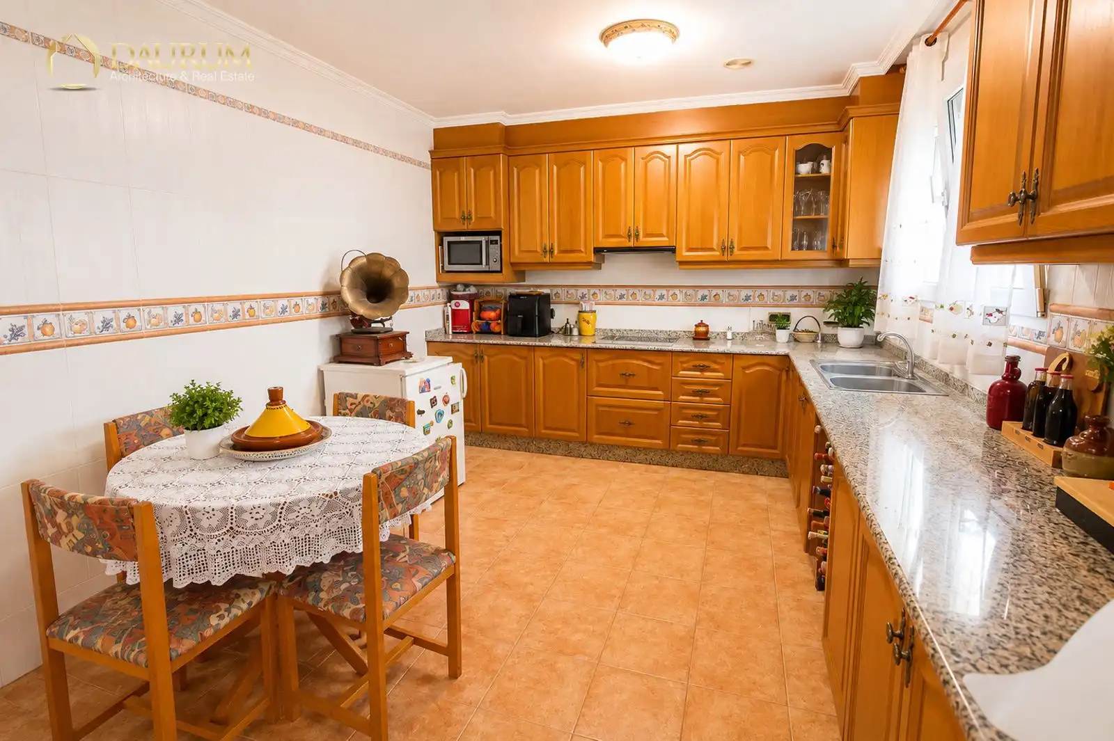 Kitchen of Houses for sale in L'Alfàs del Pi  with Air Conditioner, Terrace and Storage room