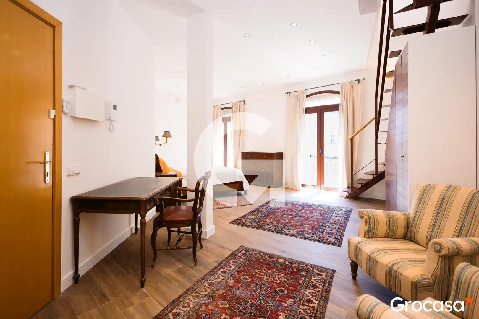 Sala d'estar de Dúplex en venda en Barcelona amb Aire condicionat, Calefacció i Terrassa