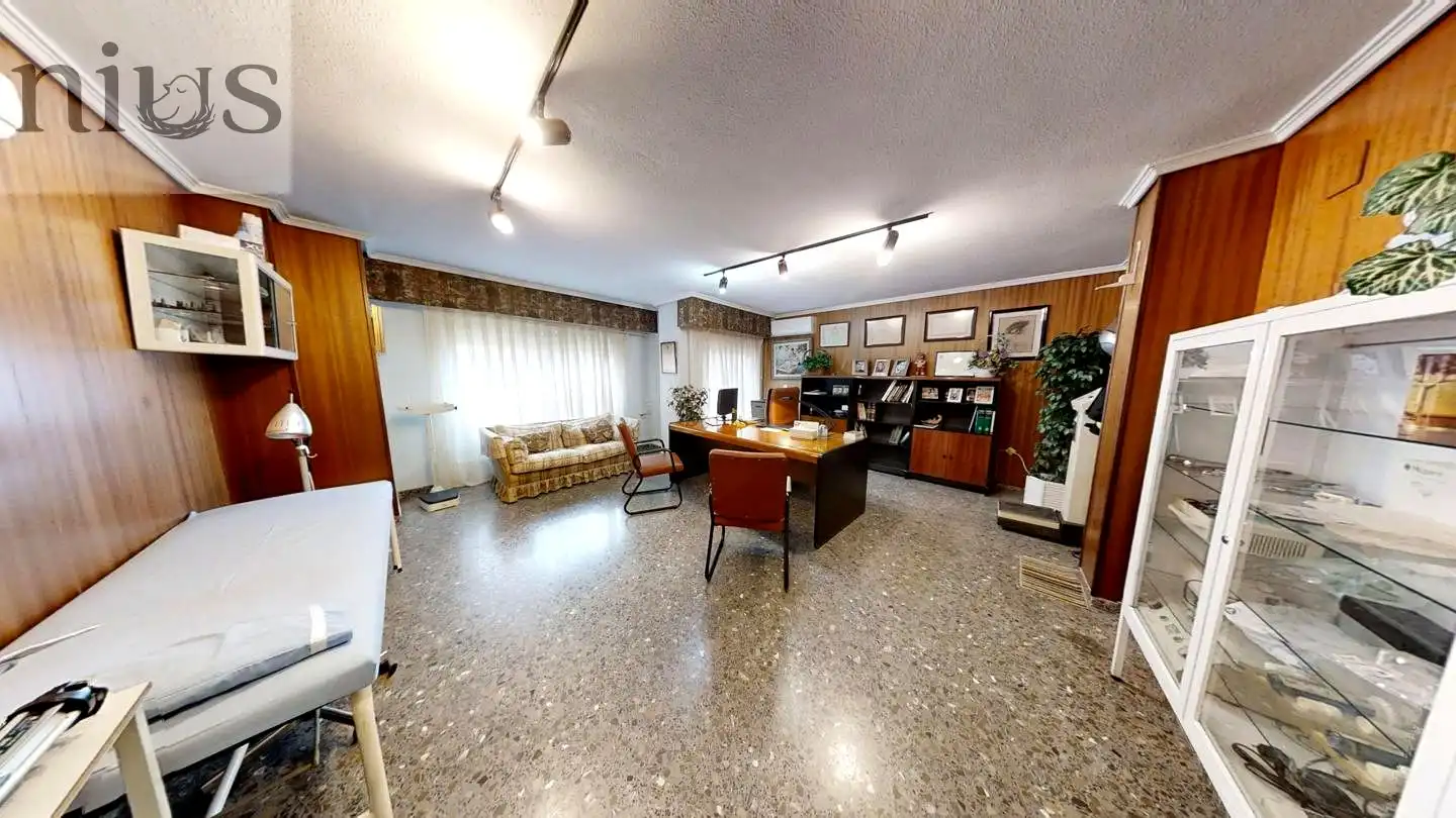 Oficina de lloguer en Silla amb Aire condicionat
