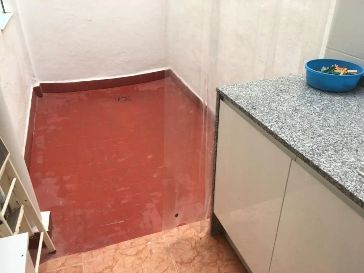 Bany de Pis de lloguer en Valencia amb Terrassa, Moblat i Balcó
