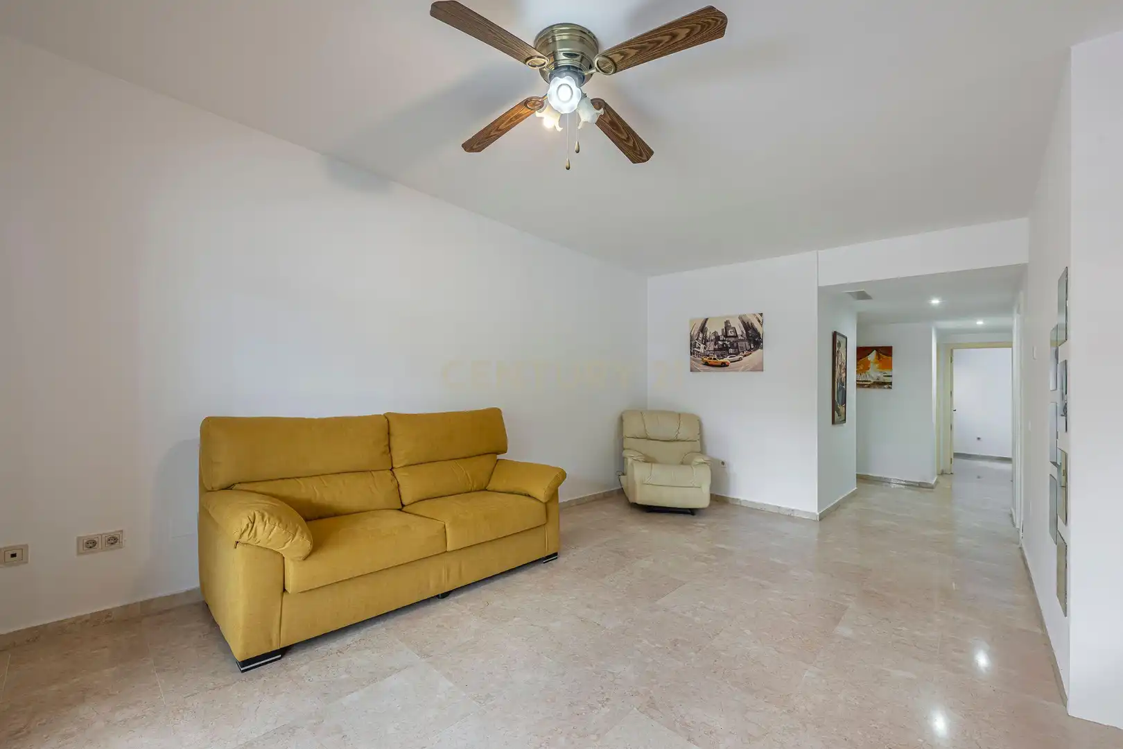 Sala d'estar de Apartament en venda en Marbella