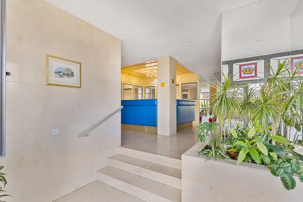 Apartamento con piscina en venta en Castillo Sohail - Myramar, imagen 23