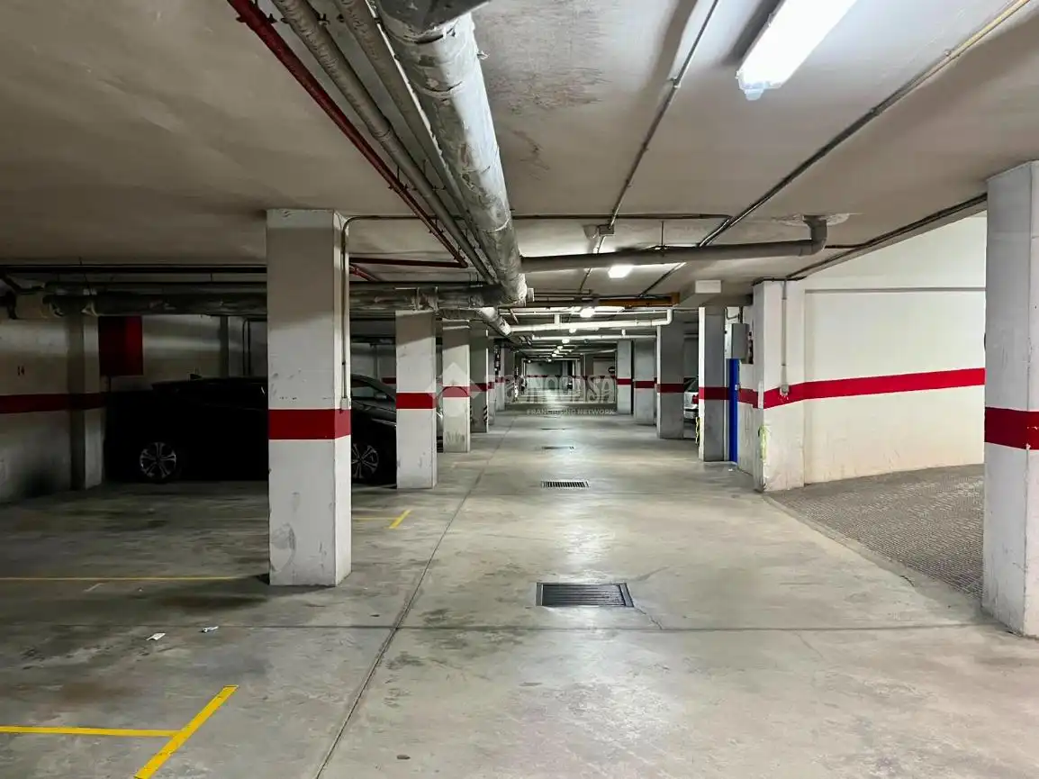 Parking de Piso en venta en Murcia con Aire acondicionado, Calefacción y Balcón
