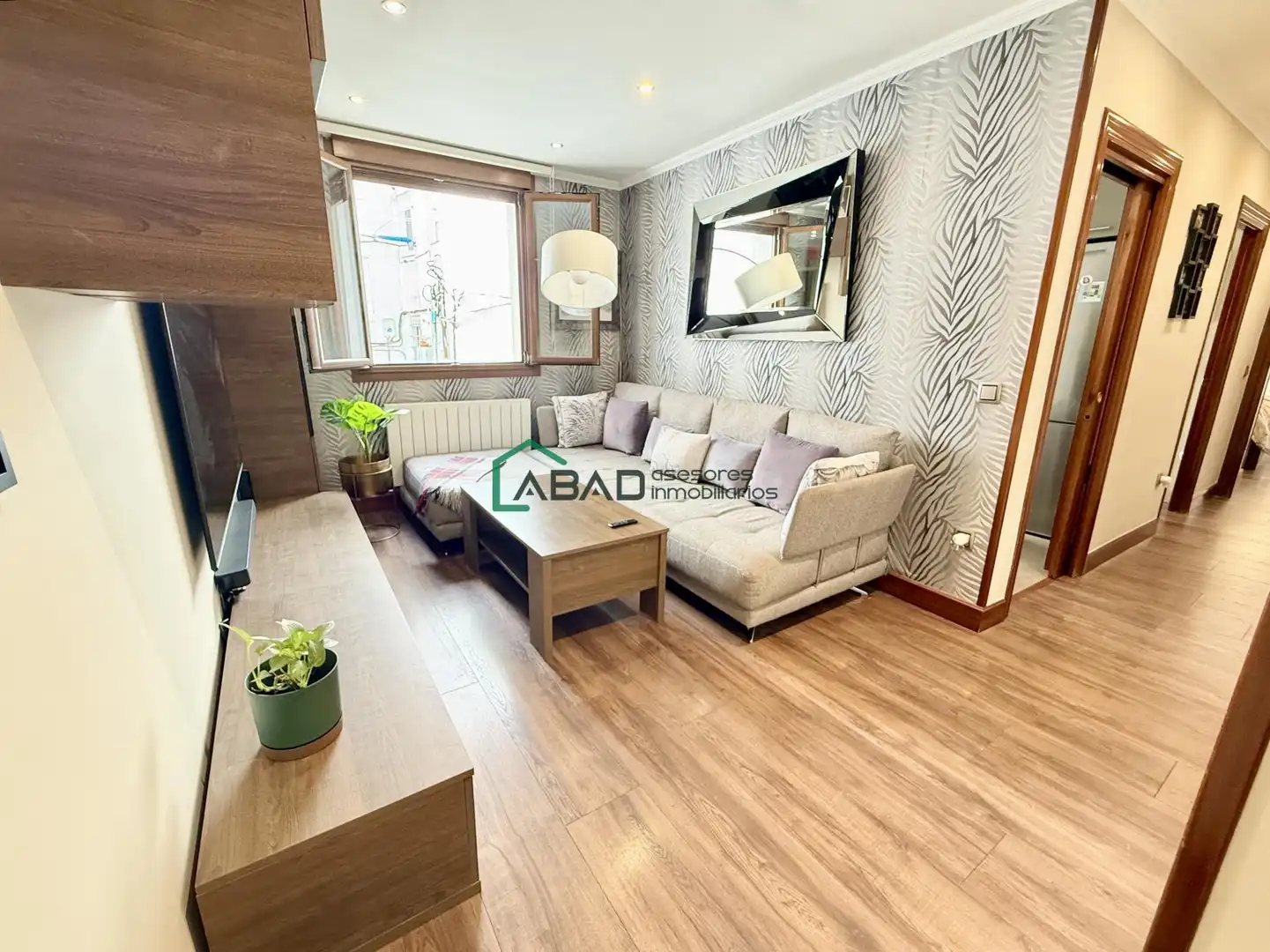 Sala de estar de Piso en venta en Bilbao  con Calefacción y Amueblado