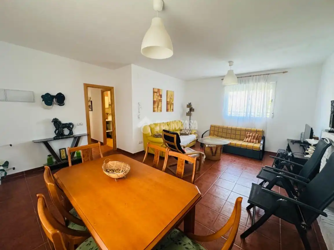 Sala d'estar de Casa o xalet en venda en Hormigos amb Aire condicionat, Calefacció i Traster