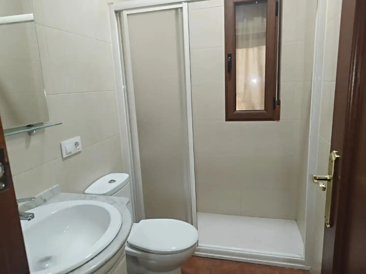 Bany de Casa o xalet en venda en Almodóvar del Campo amb Aire condicionat, Terrassa i Balcó