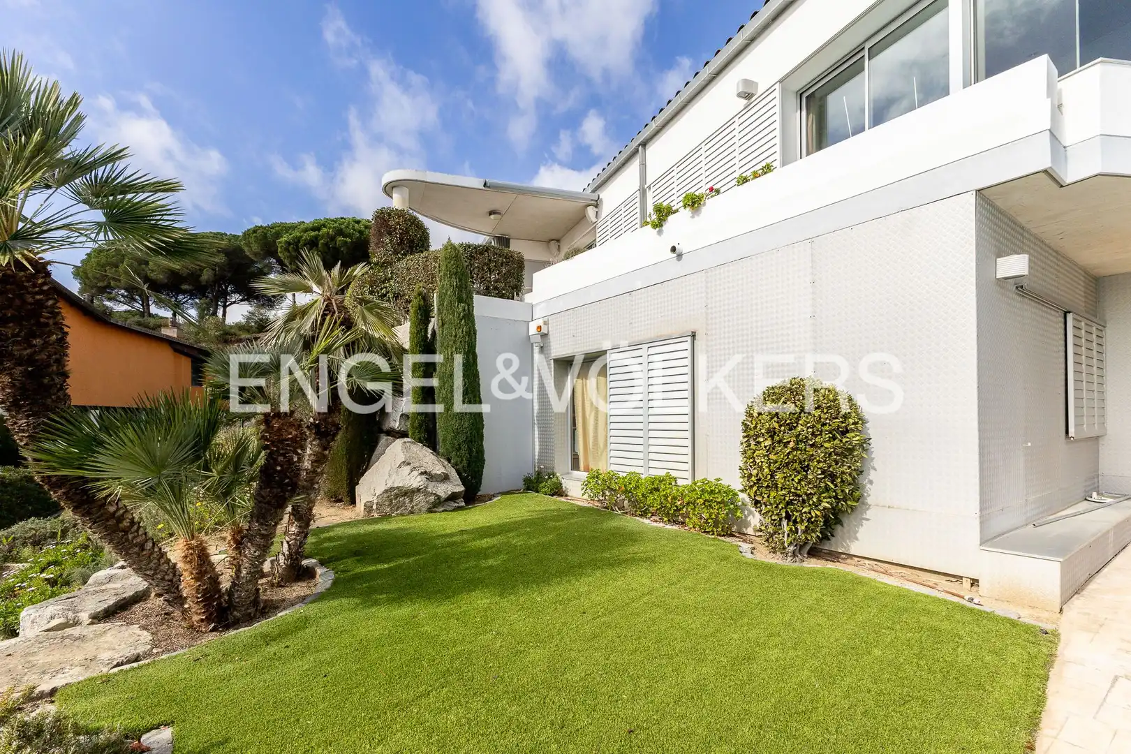 Vista exterior de Casa o chalet en venta en Sant Andreu de Llavaneres con Calefacción, Jardín privado y Parquet