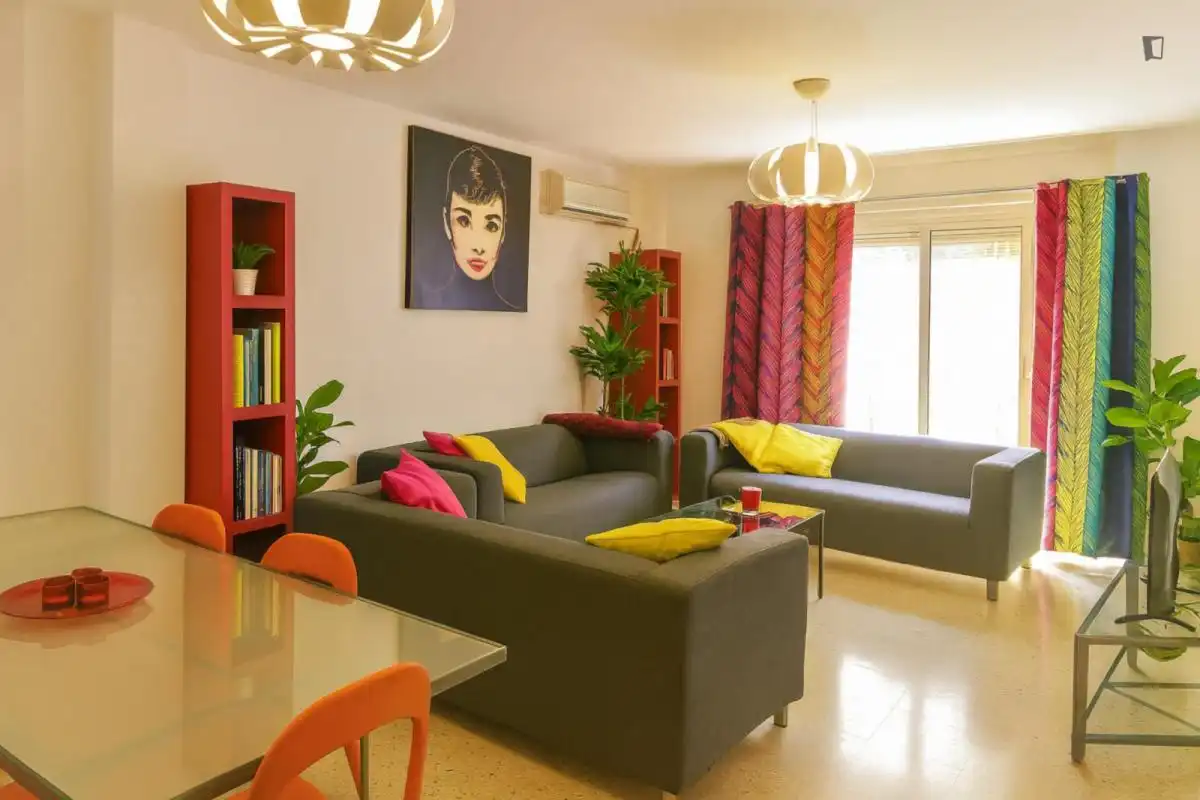 Habitación en Nou Eixample Sud