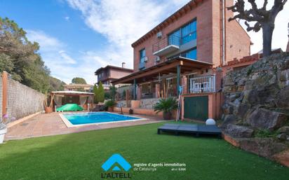 Garden of House or chalet for sale in L'Ametlla del Vallès  with Air Conditioner, Terrace and Swimming Pool