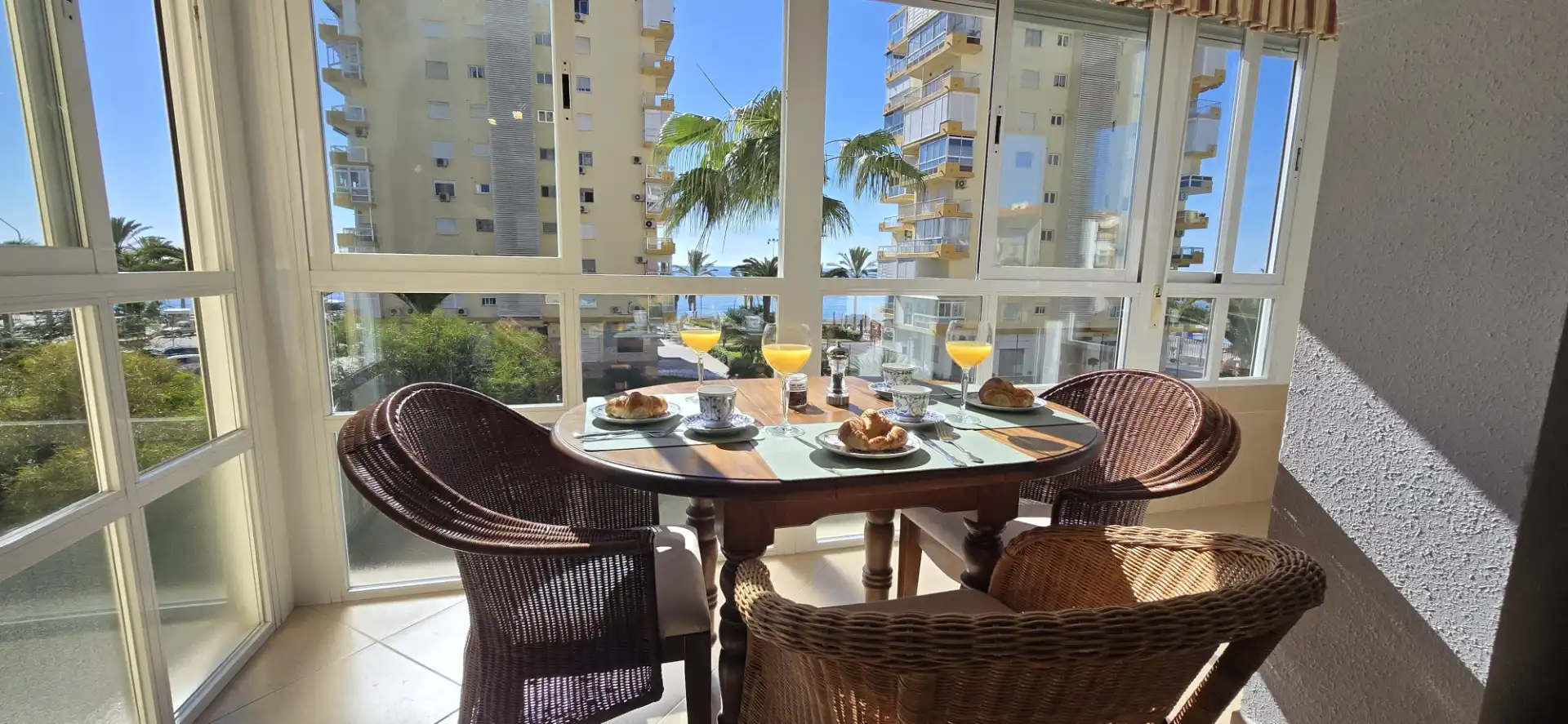 Wohnung zur Miete in Algarrobo mit Klimaanlage, Heizung und Terrasse