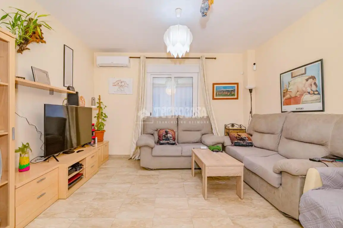 Living room of Flat for sale in Encinas Reales  with Air Conditioner, Heating and Furnished