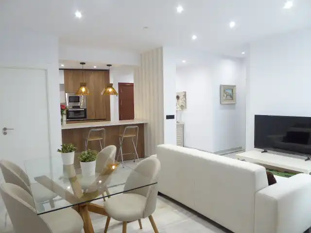 Wohnung mit Aufzug zur Miete in Calle Molina Lario 20, imagen 5