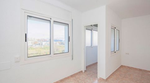 Foto 3 de Piso en venta en C/ Verge de Montserrat, Pont Vell, Ripollet