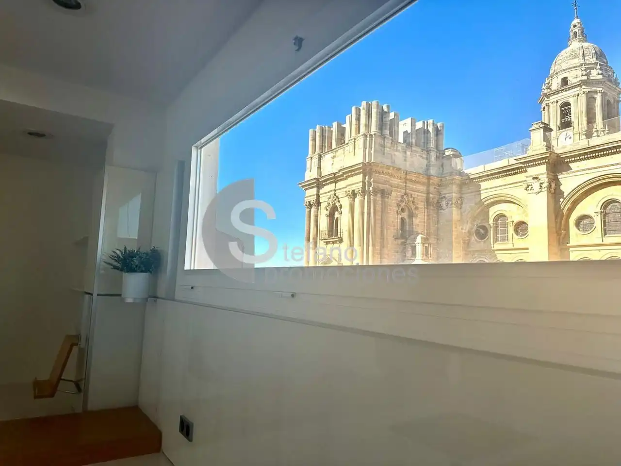 Vista exterior de Ático de alquiler en Málaga con Aire acondicionado, Calefacción y Parquet