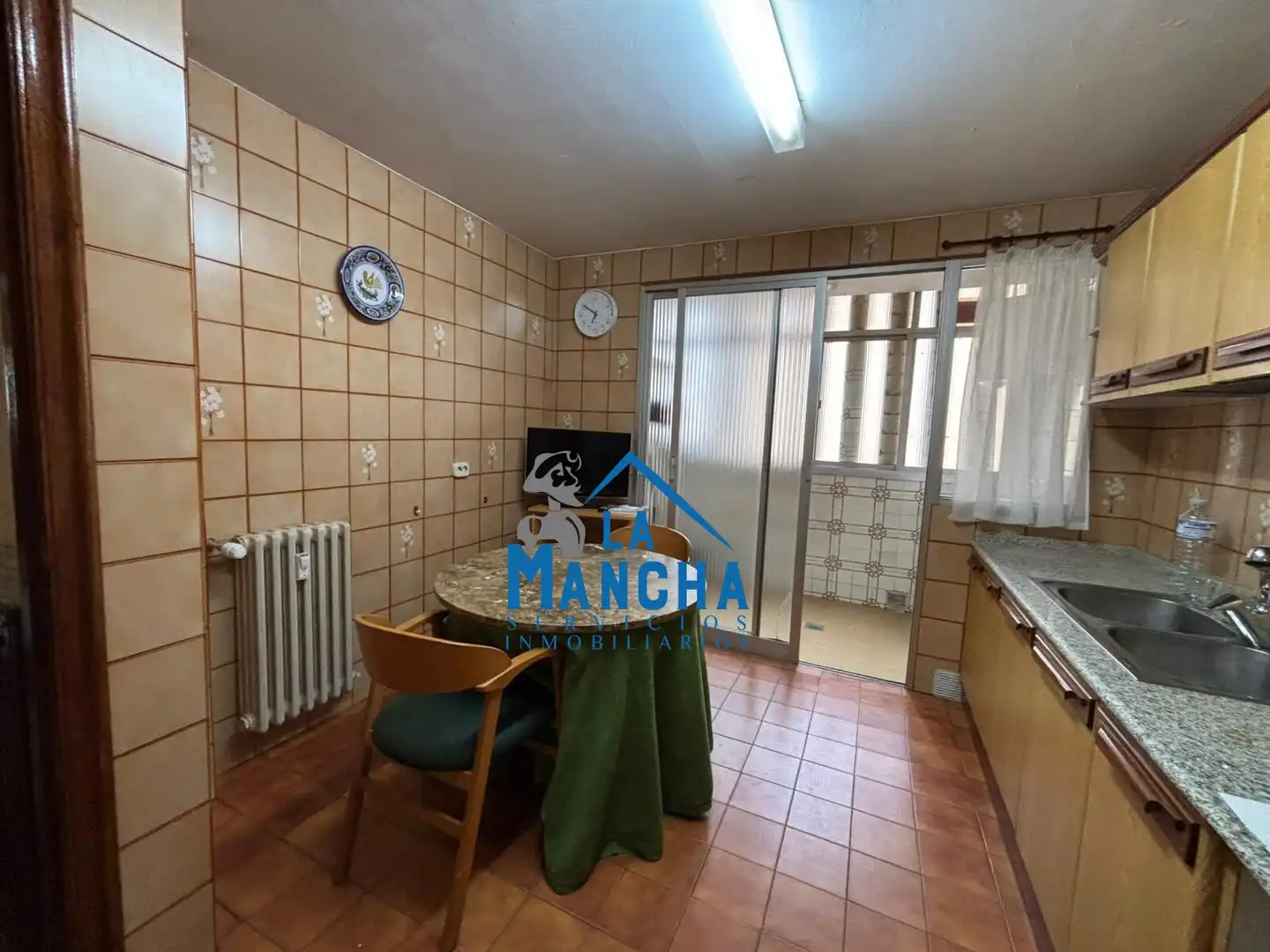 Kitchen of Flat for sale in Albacete  with Air Conditioner, Heating and Private garden