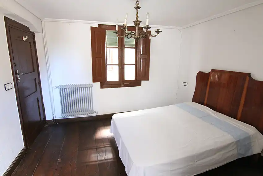 Dormitori de Casa o xalet en venda en Asparrena amb Moblat i Balcó