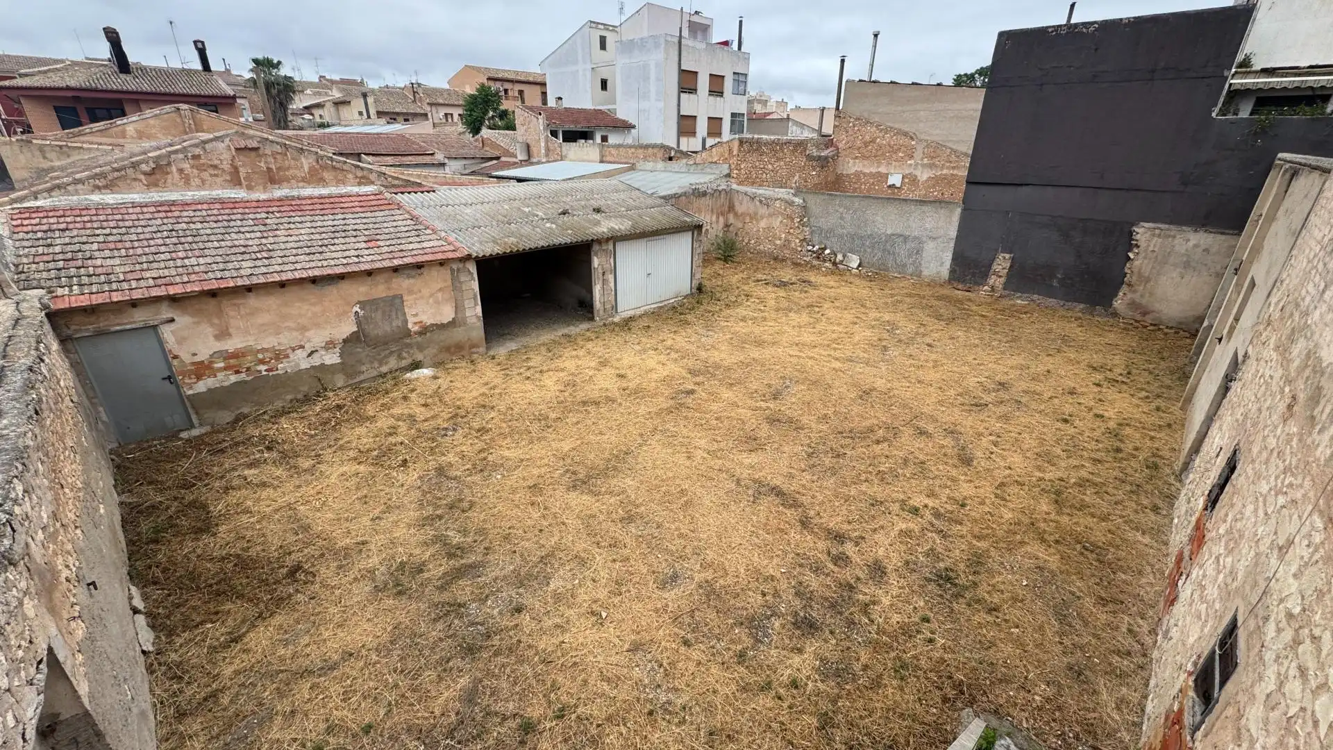 Terrenos y solares en venta en El Pinós / Pinoso