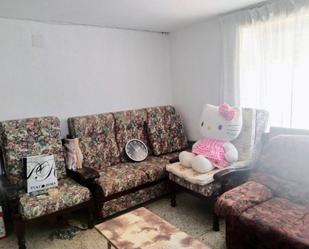 Sala d'estar de Casa o xalet en venda en Sordillos amb Calefacció i Jardí privat