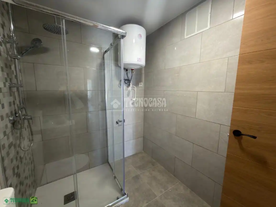 Baño de Casa adosada en venta en El Romeral con Terraza