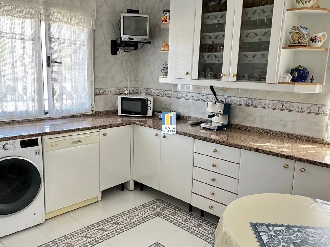 Cuina de Finca rústica en venda en Arcenillas amb Calefacció, Jardí privat i Terrassa