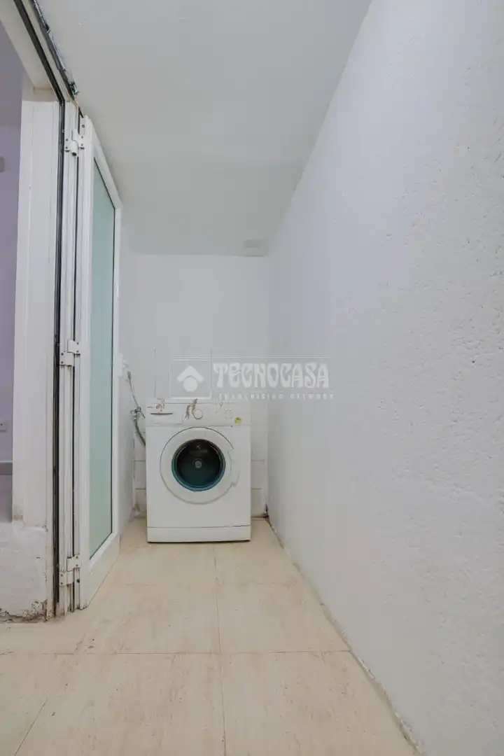 Bathroom of Study for sale in Barcelona