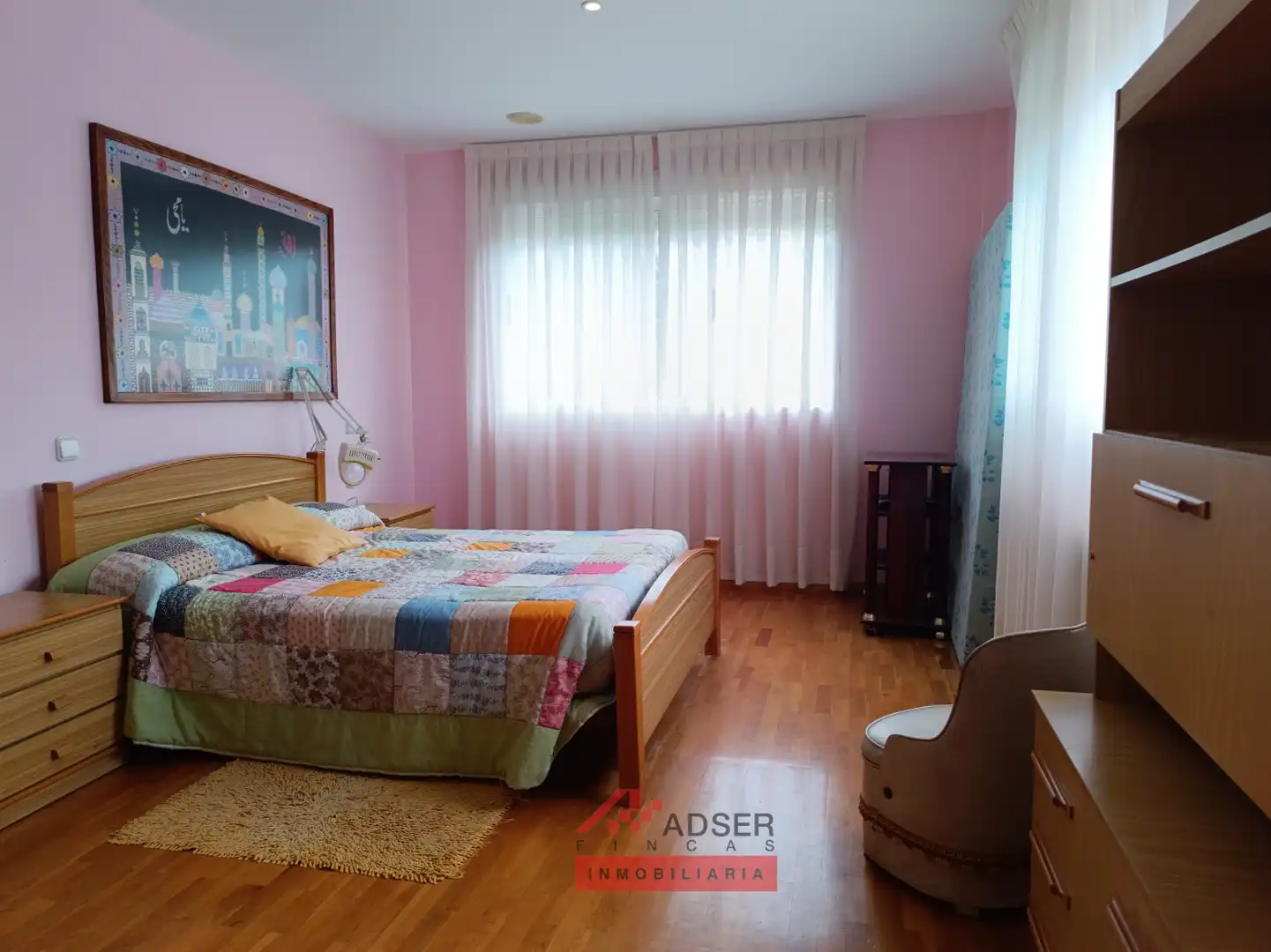 Habitación de Casa o chalet en venta en Albelda de Iregua con Jardín privado, Terraza y Trastero