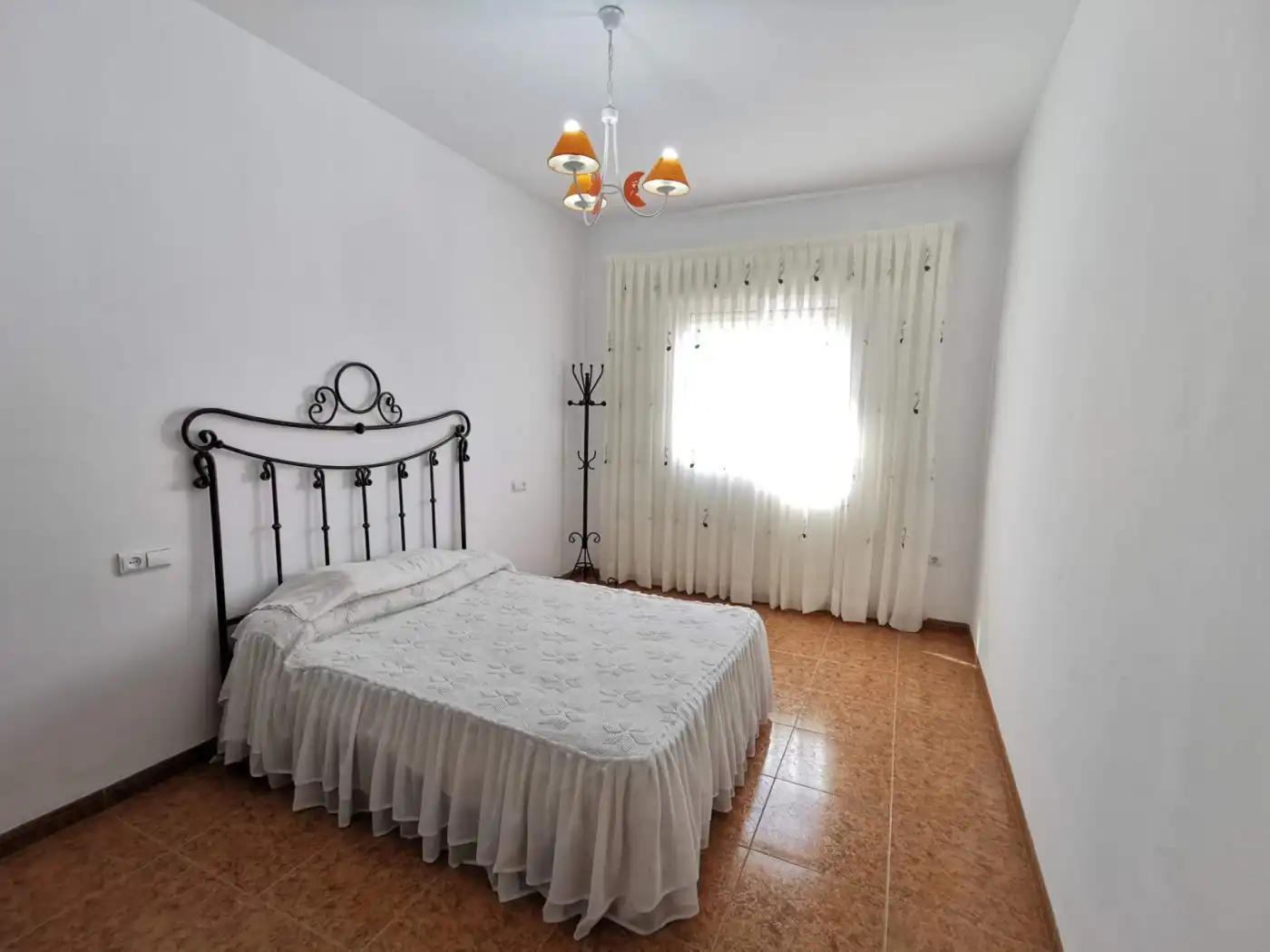 Casa adosada en venta en Benamejí