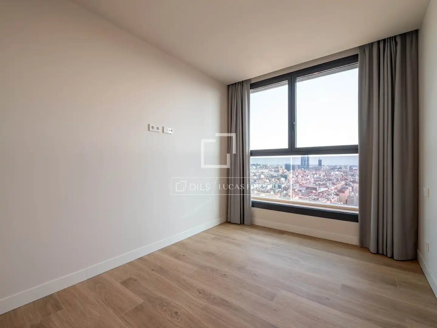 Habitación de Ático en venta en Madrid con Aire acondicionado, Calefacción y Terraza