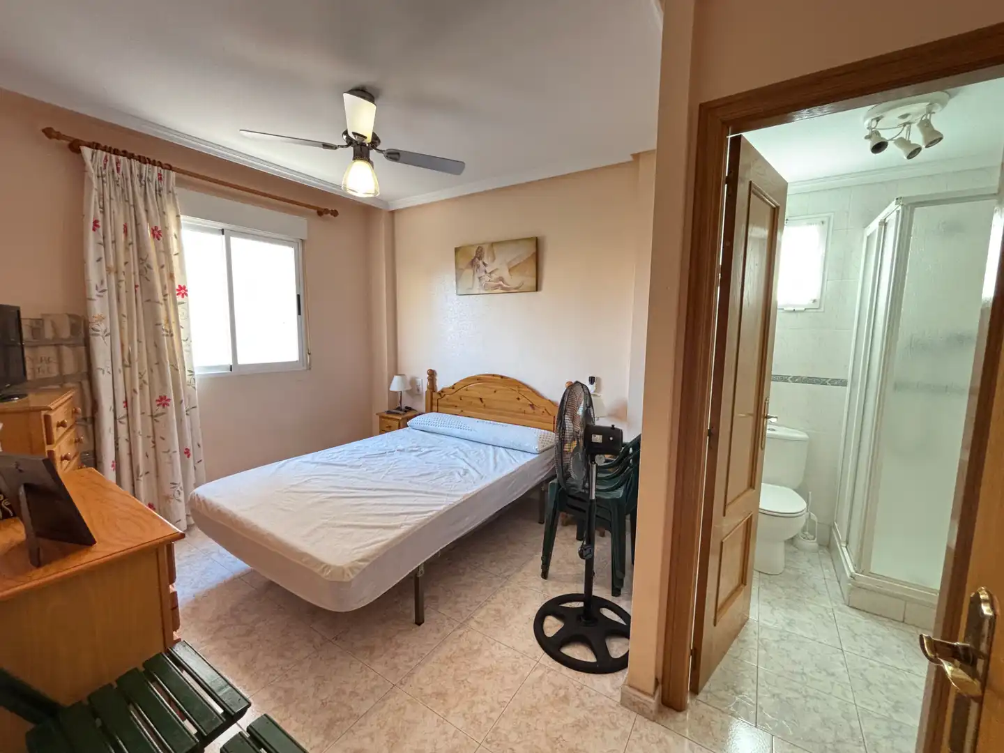 Habitación de Piso en venta en Santa Pola con Terraza, Piscina y Amueblado