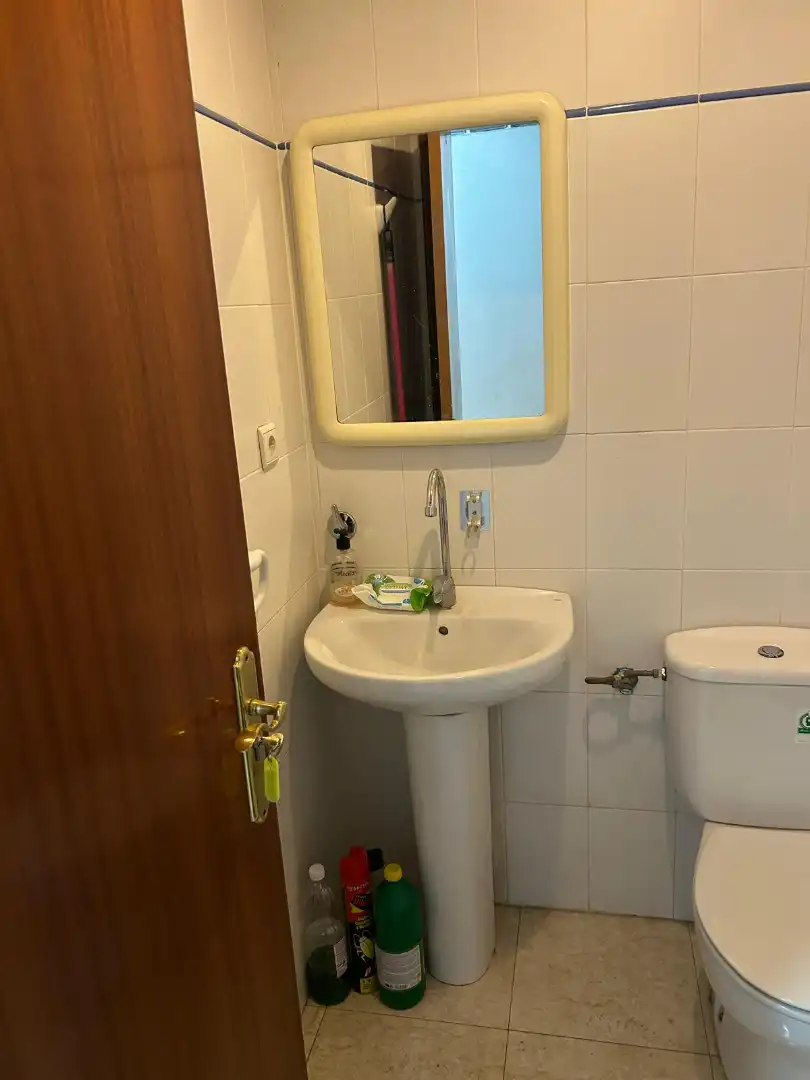 Bathroom of Office for rent in Murcia  with Air Conditioner