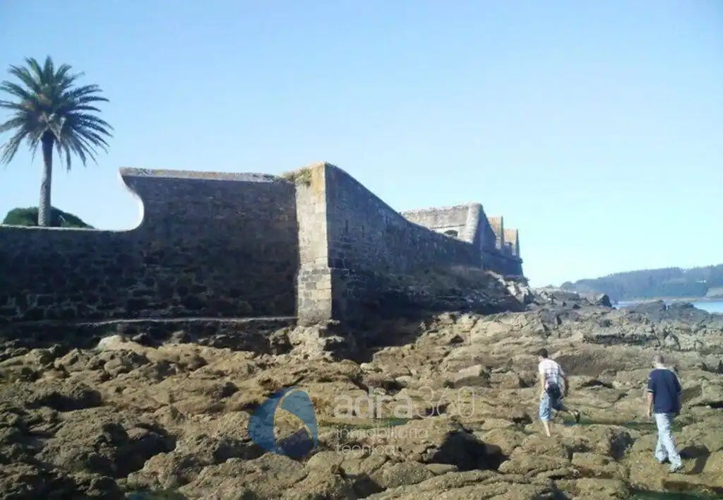 Exterior view of Buildings for sale in Corcubión