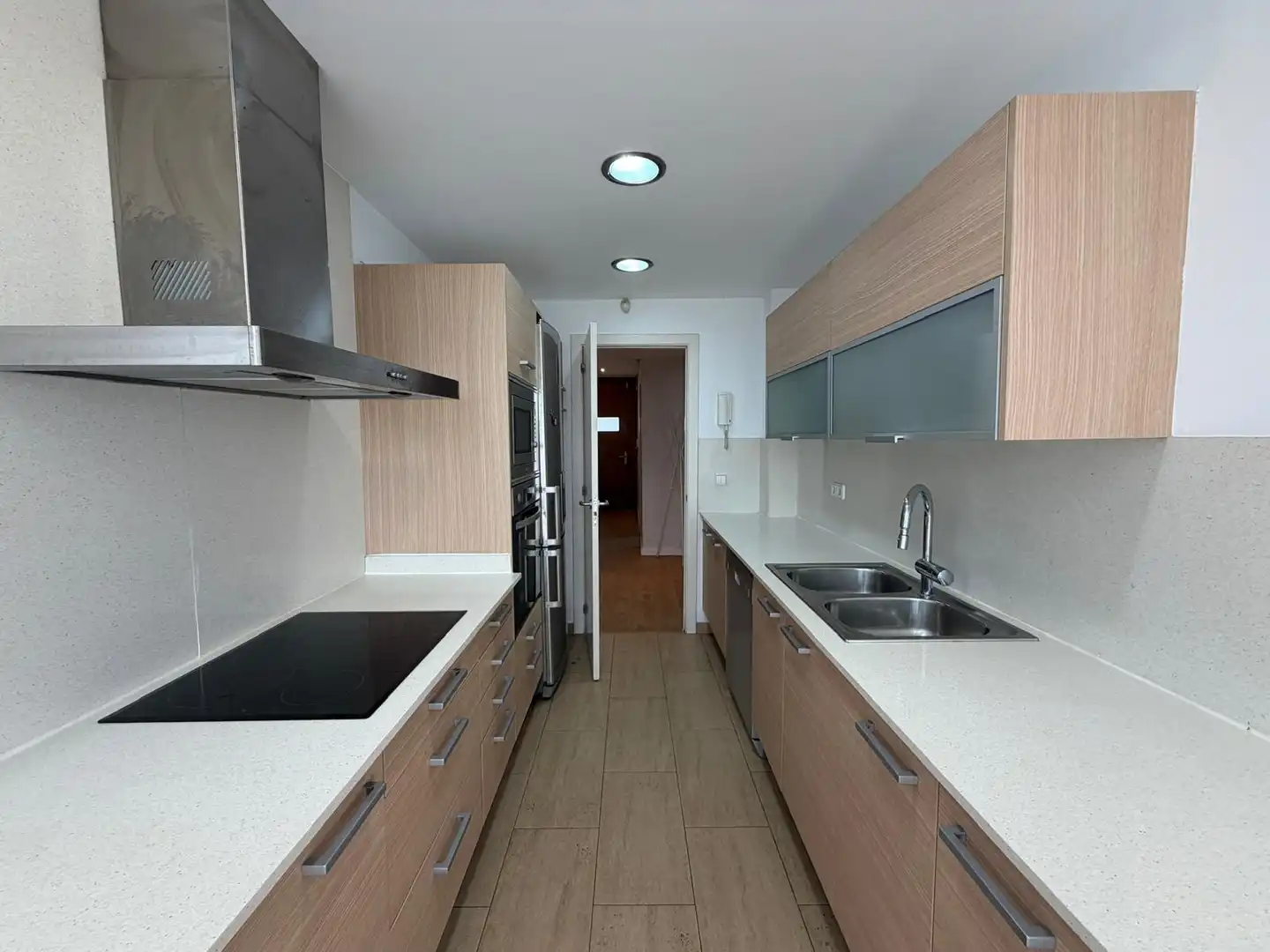 Cocina de Casa adosada de alquiler en Vilablareix con Aire acondicionado, Calefacción y Amueblado