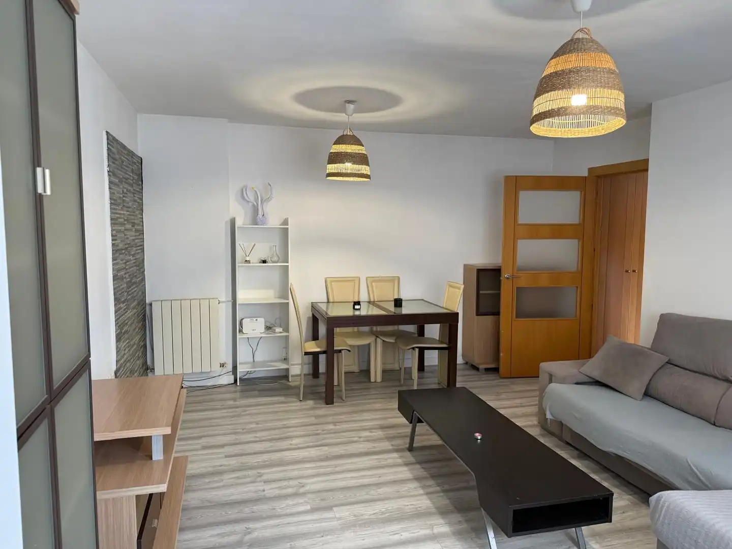Wohnzimmer von Haus oder Chalet zur Miete in Arroyo de la Encomienda mit Heizung, Abstellraum und Möbliert