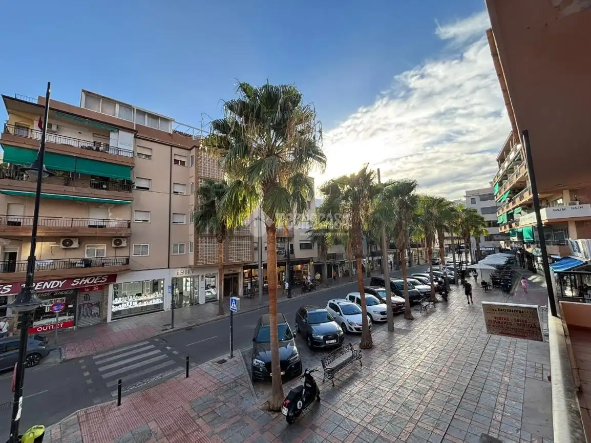 Appartamento in vendita a Puerto Deportivo, imagen 3
